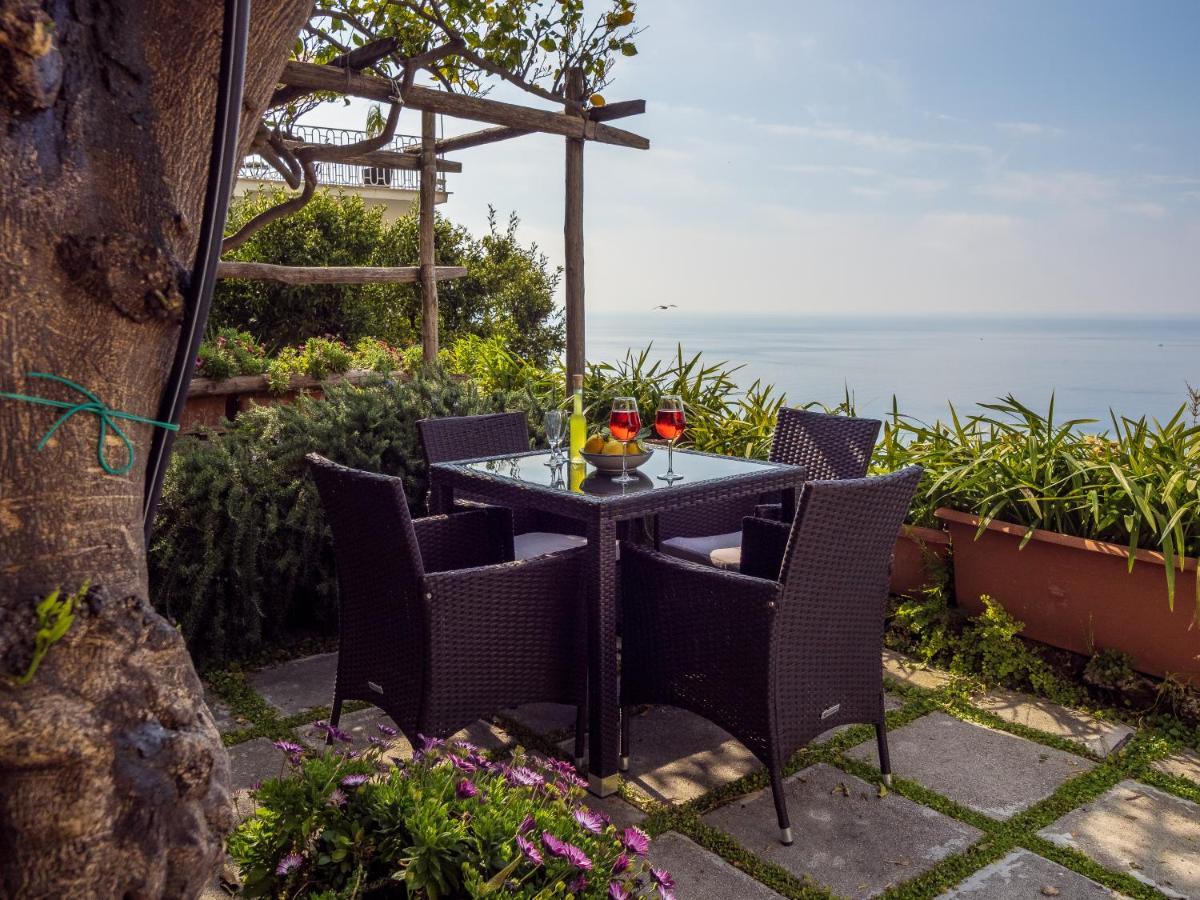 Scorcio D' Oltremare - Sea View Apt In Positano Exterior foto